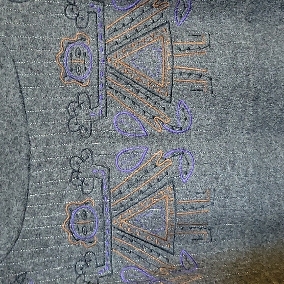 DKNY WOMEN'S GRAY SWEATER SIZE SMALL - Picture 11 of 16